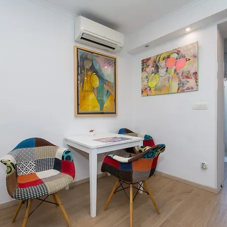 Finest Ii Apartment *
